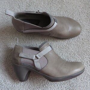 Merrell Evera Rush Womens Ankle Booties Size 8.5 Taupe/Grey Leather #J48472